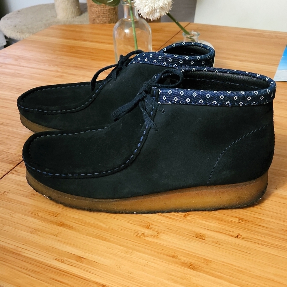 Clarks Originals Suede Wallabee